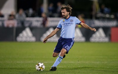 IM电竞动态-乌兹别克斯坦队前锋荣膺亚洲足球先生